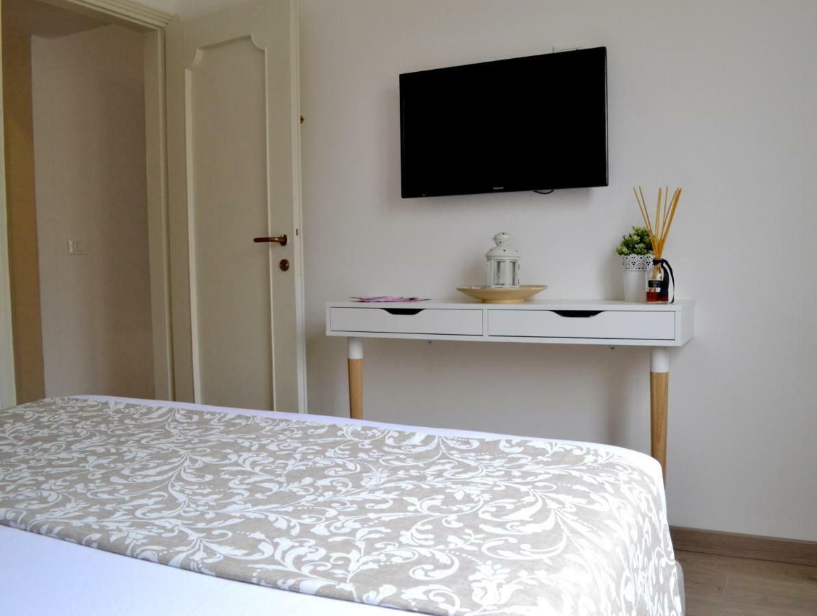 Modarno Exclusive Apartments Florens Exteriör bild