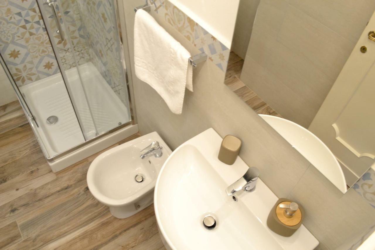 Modarno Exclusive Apartments Florens Exteriör bild